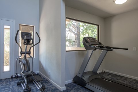 Fitness center at Villas de la Terraza Apartments in Albuquerque NM October 2020